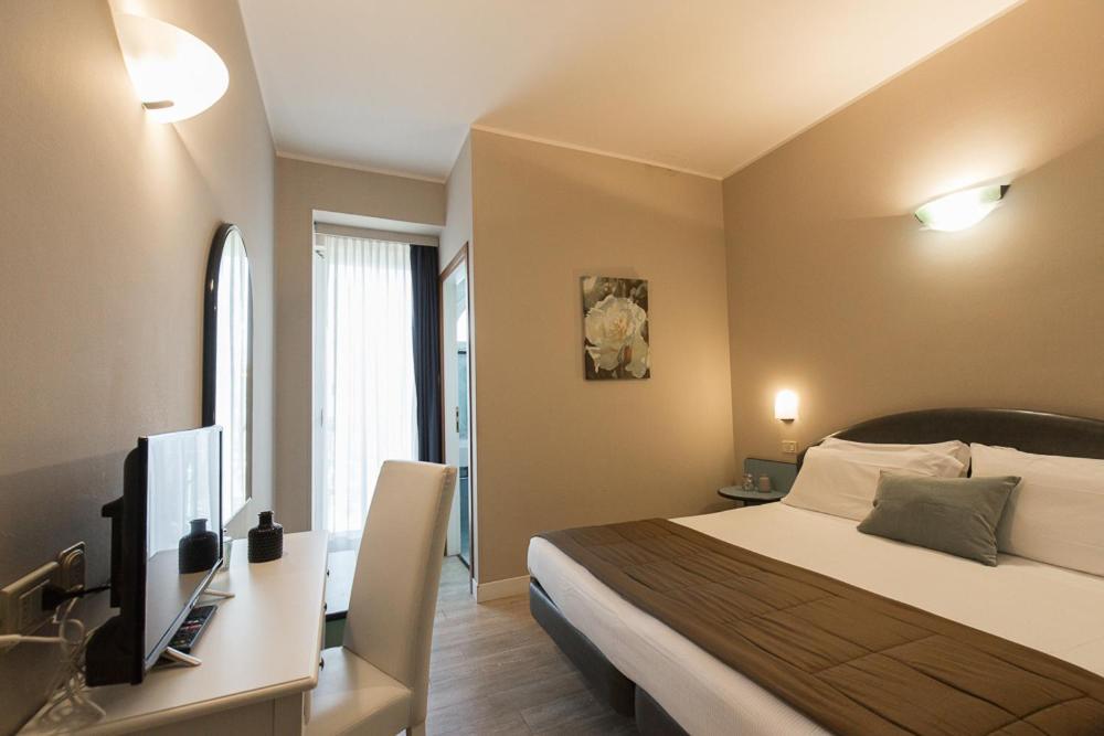 Hotel Trevi Riccione Esterno foto